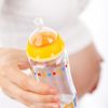 新生児におすすめの哺乳瓶は？妊娠中に買っておきたい2つの哺乳瓶